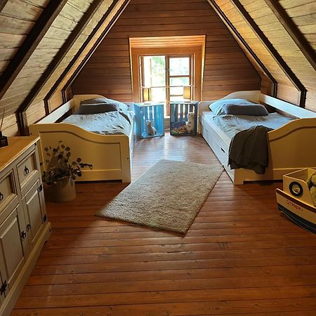 Ruhe Unter Reet-Haus Mit Sauna, Whirlpool Und Kamin Gnarrenburg 外观 照片