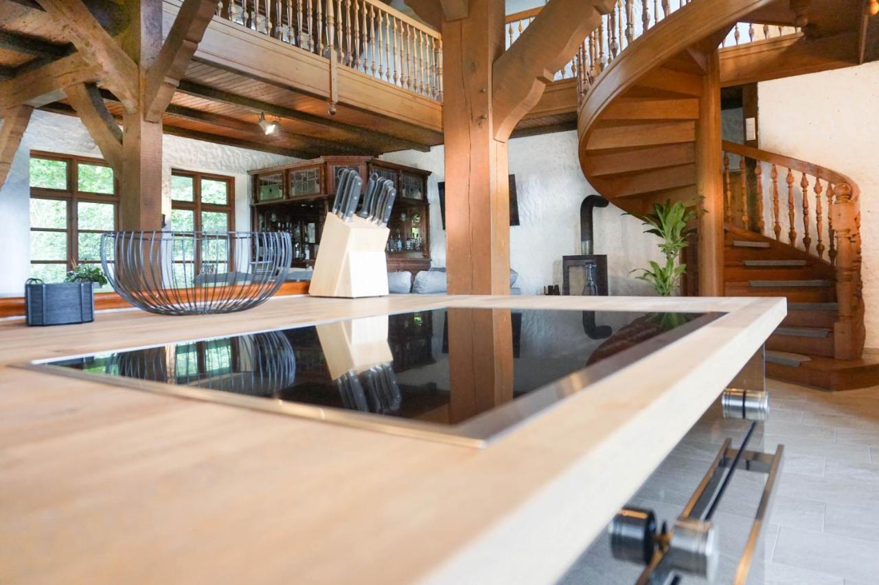 Ruhe Unter Reet-Haus Mit Sauna, Whirlpool Und Kamin Gnarrenburg 外观 照片