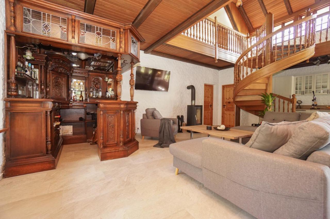 Ruhe Unter Reet-Haus Mit Sauna, Whirlpool Und Kamin Gnarrenburg 外观 照片