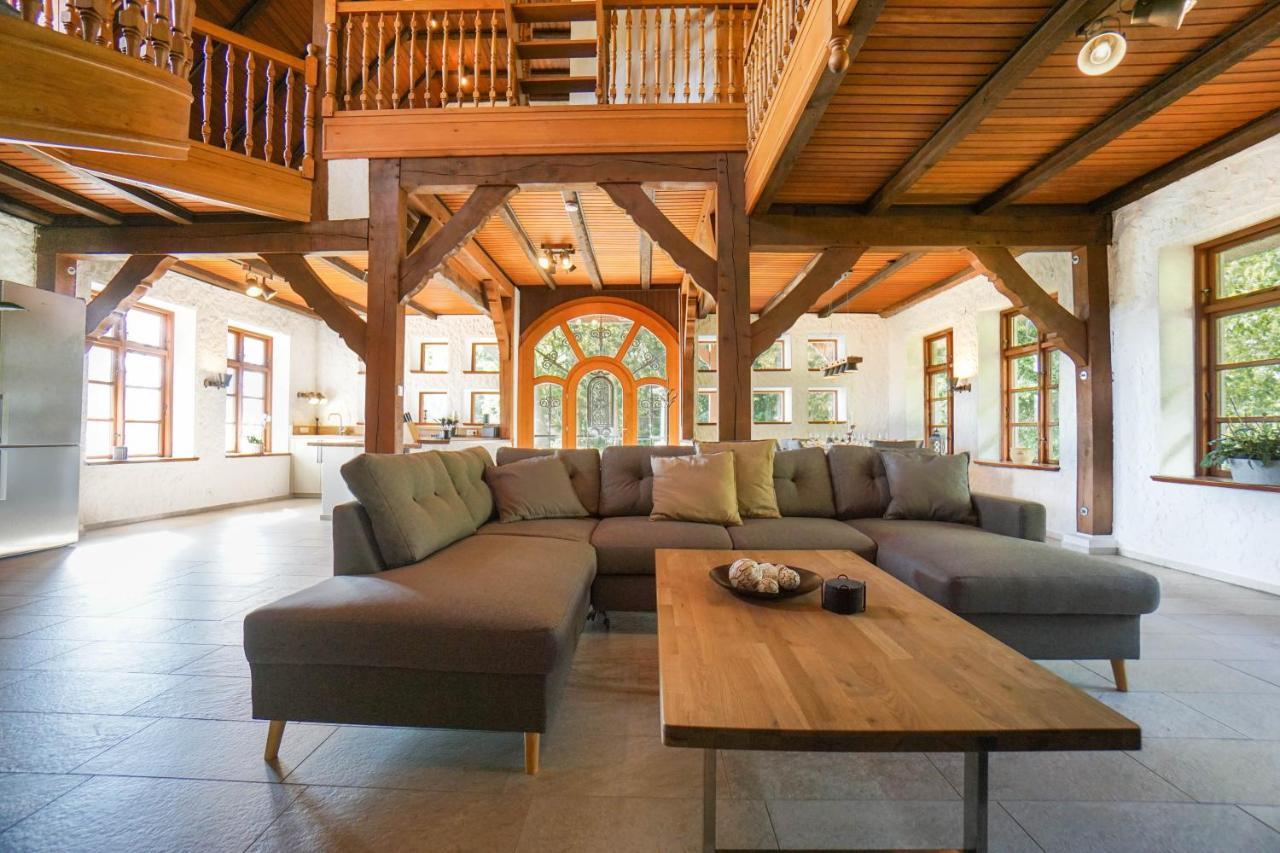 Ruhe Unter Reet-Haus Mit Sauna, Whirlpool Und Kamin Gnarrenburg 外观 照片